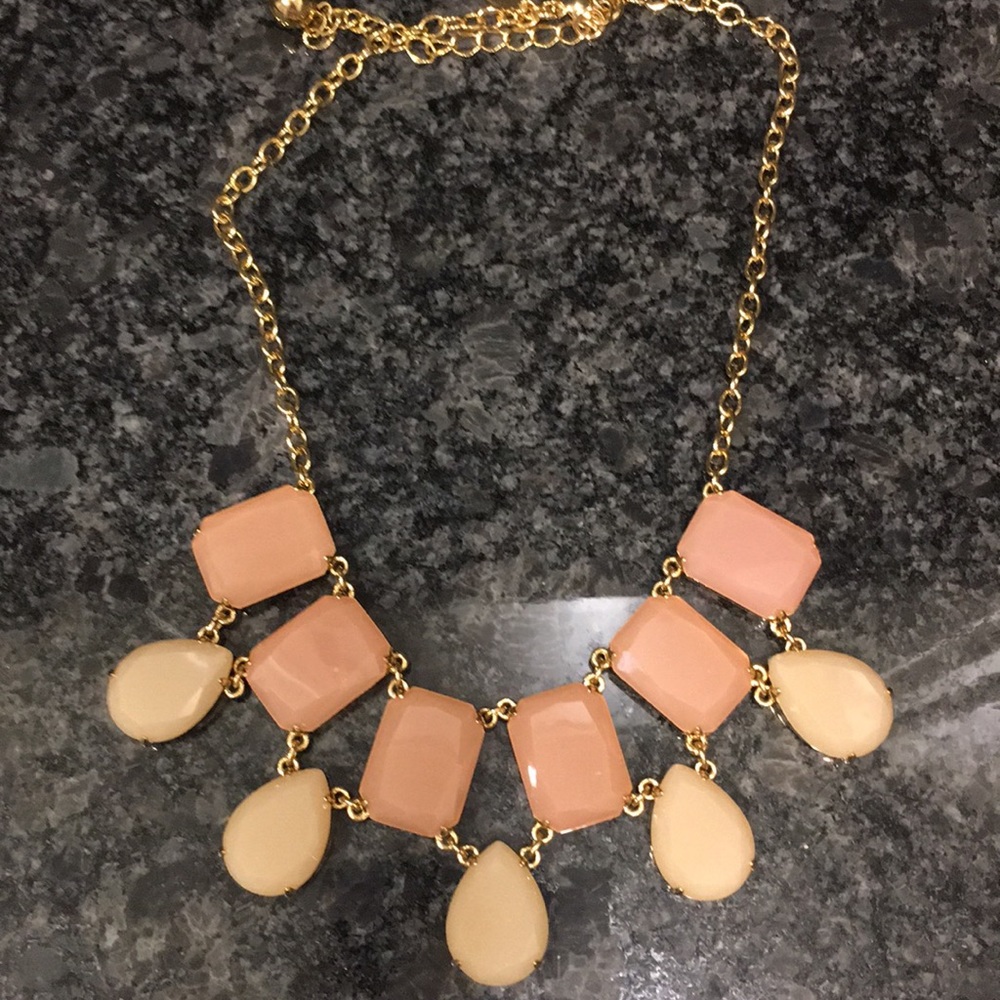 Kate spade necklace adjustable beautiful!